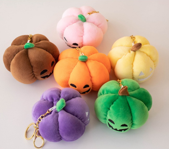 Haunted Pumpkin Plush Key Ring – Glow Accessory